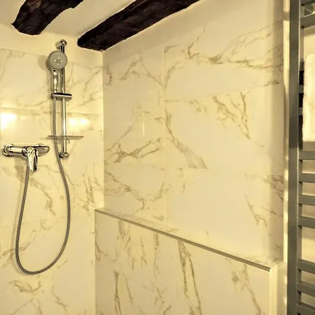 Molière Chicsuites Parigi