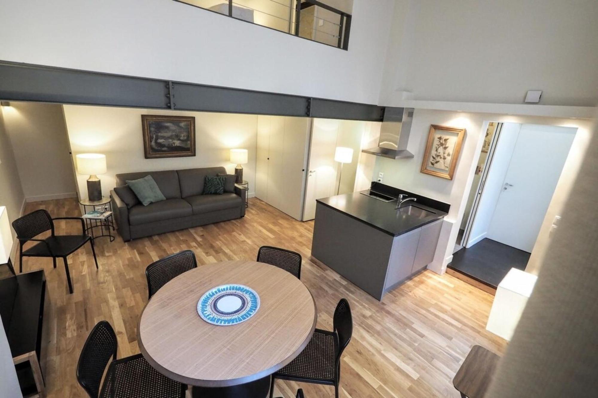 Moliere Chicsuites Paris