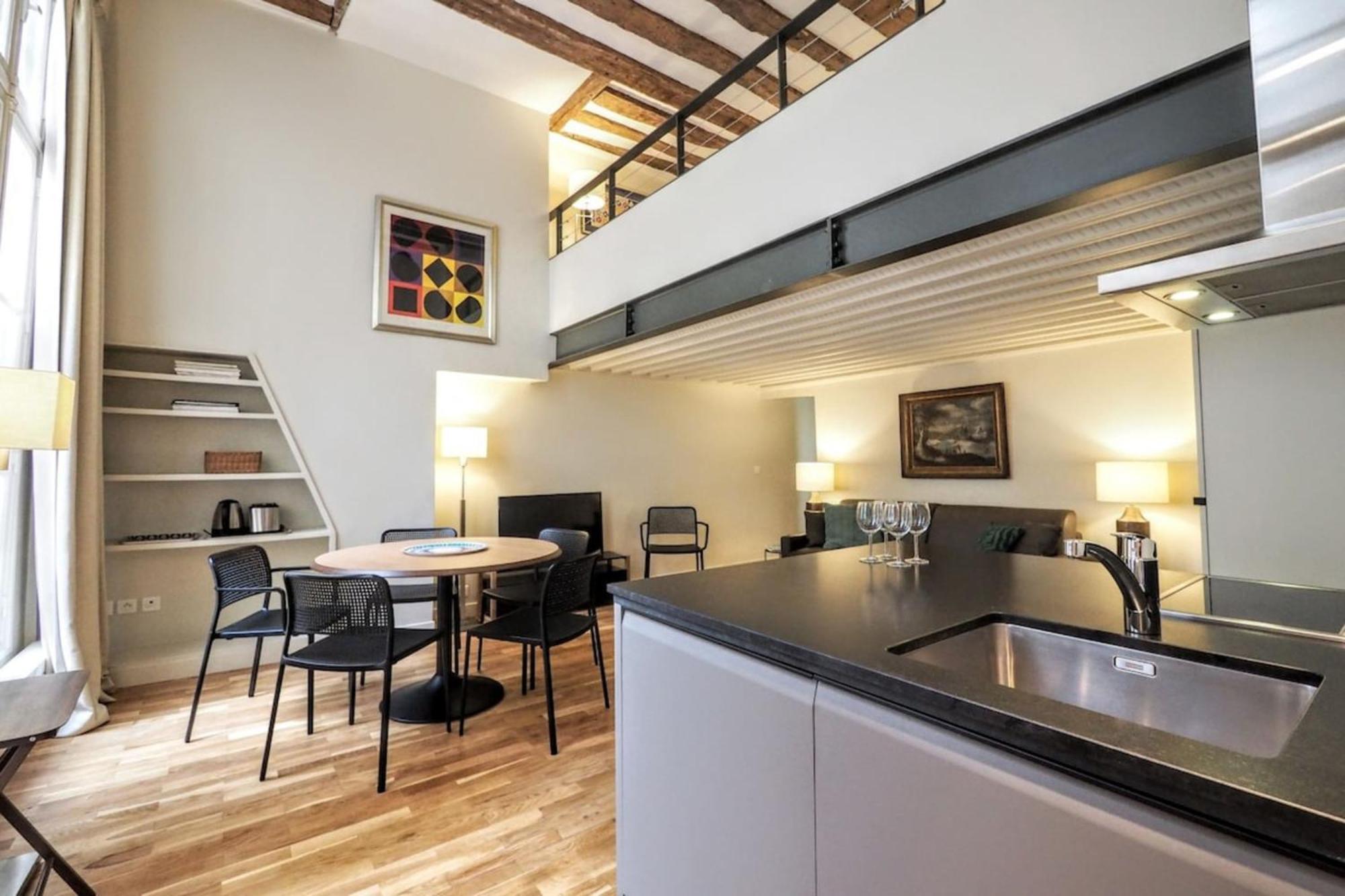 Moliere Chicsuites * Paris